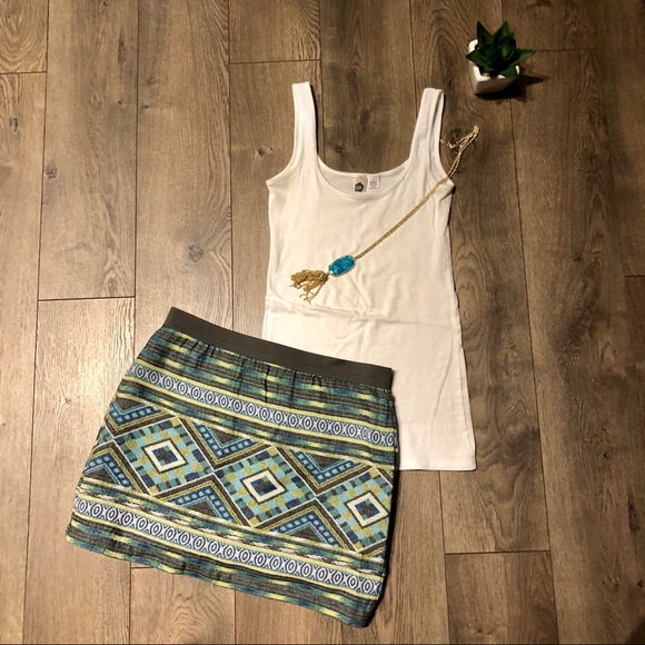 American Eagle Outfitters Dresses & Skirts - American Eagle Turquoise Aztec Print Skirt Sz: 4